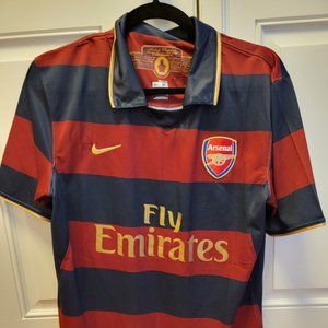 Arsenal Throwback Jersey; Size M